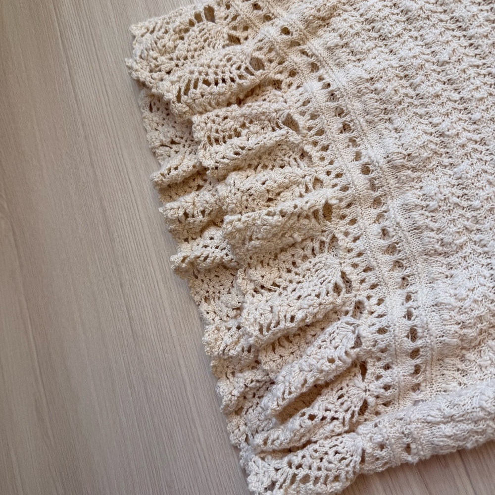 Rails Cream Crochet Ruffle Tank Top - Picture 5 of 9